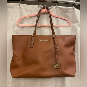 Michael Kors Jet Set Tote bag!